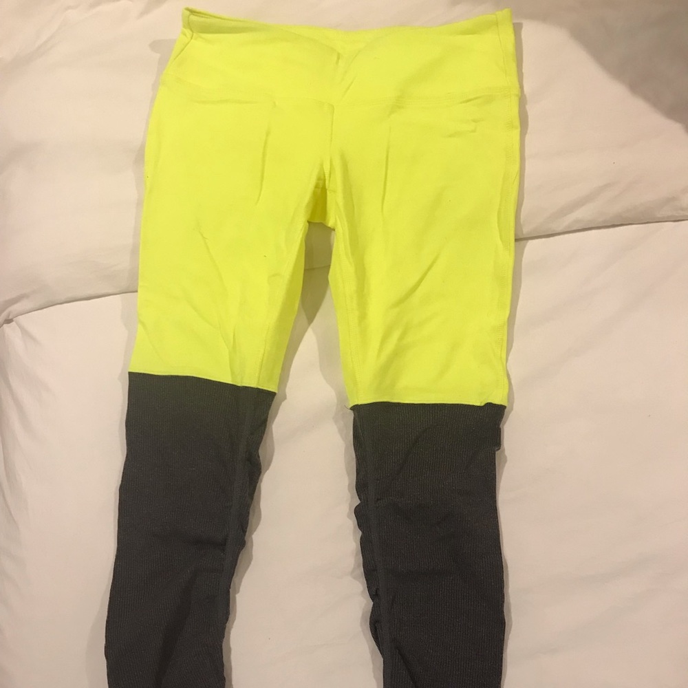 Alo yoga faux leg warmer leggings